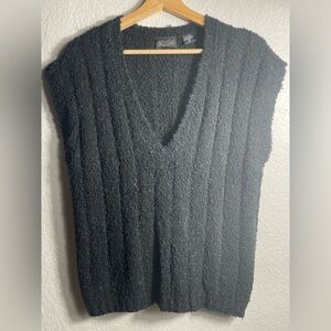 Gotham Women’s Black Sweater Vest Size M